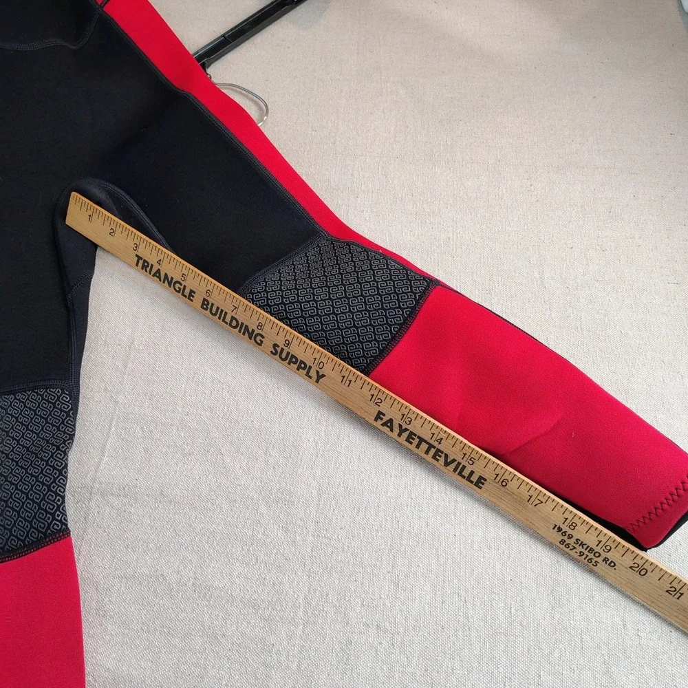 Seaskin Womens SZ 6 Full Body Wetsuit Black Red 3mm Neoprene Surfcore Gorpcore